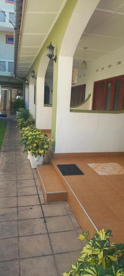 Ocean View Tourist Guest House At Negombo Beach Near The Airport 외부 사진
