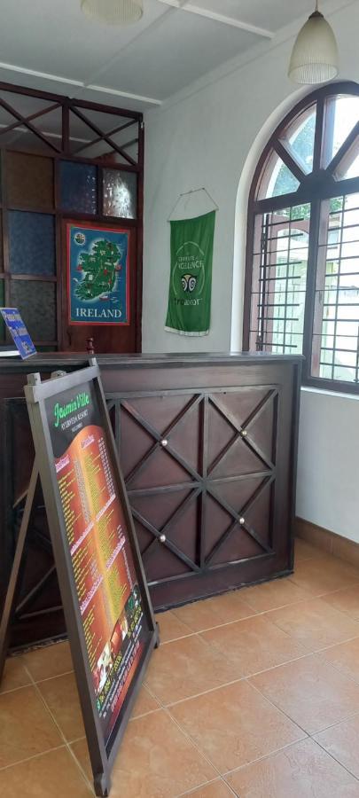 Ocean View Tourist Guest House At Negombo Beach Near The Airport 외부 사진