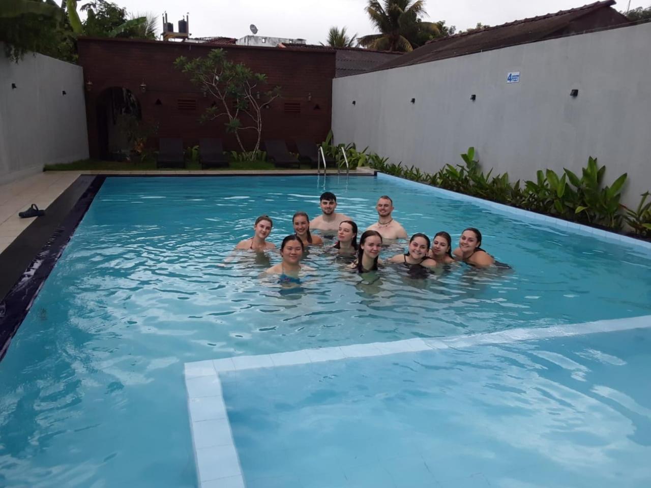 Ocean View Tourist Guest House At Negombo Beach Near The Airport 외부 사진
