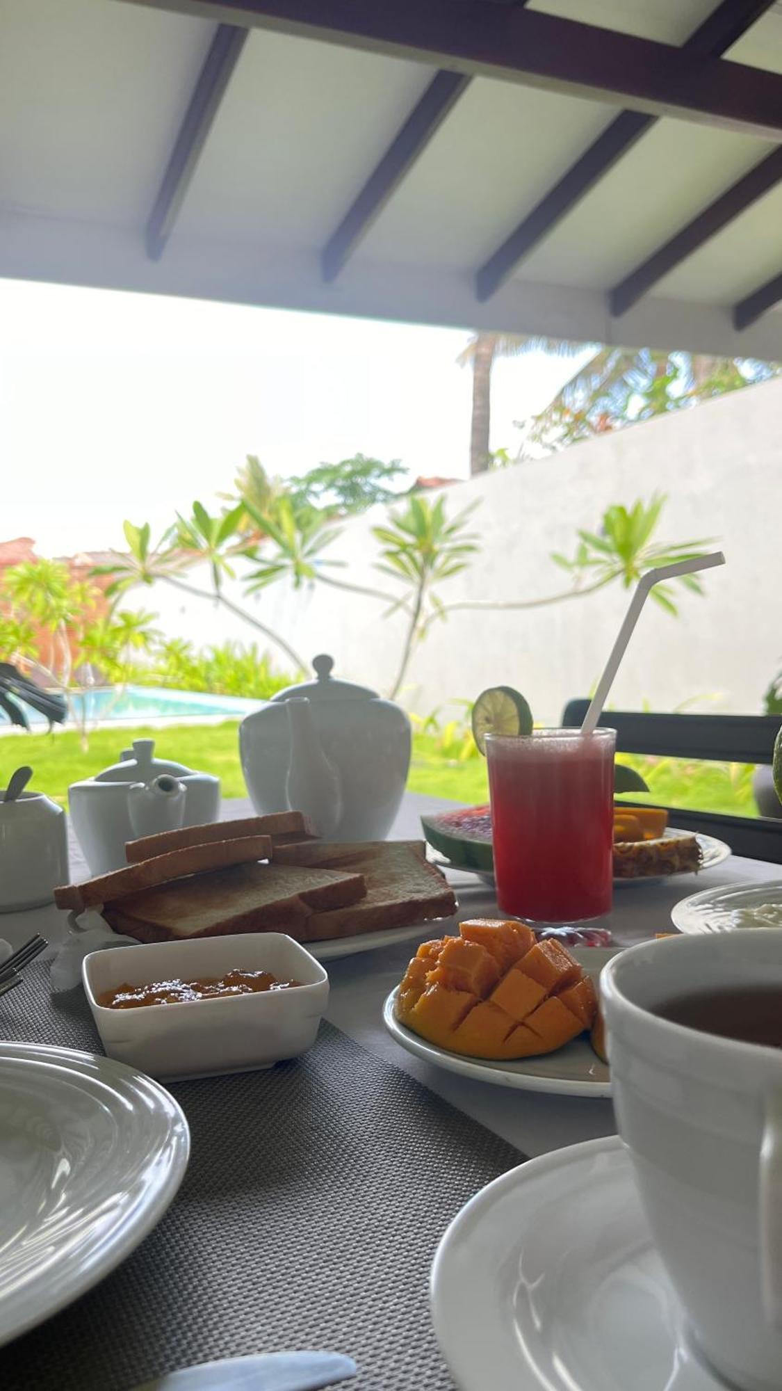 Ocean View Tourist Guest House At Negombo Beach Near The Airport 외부 사진