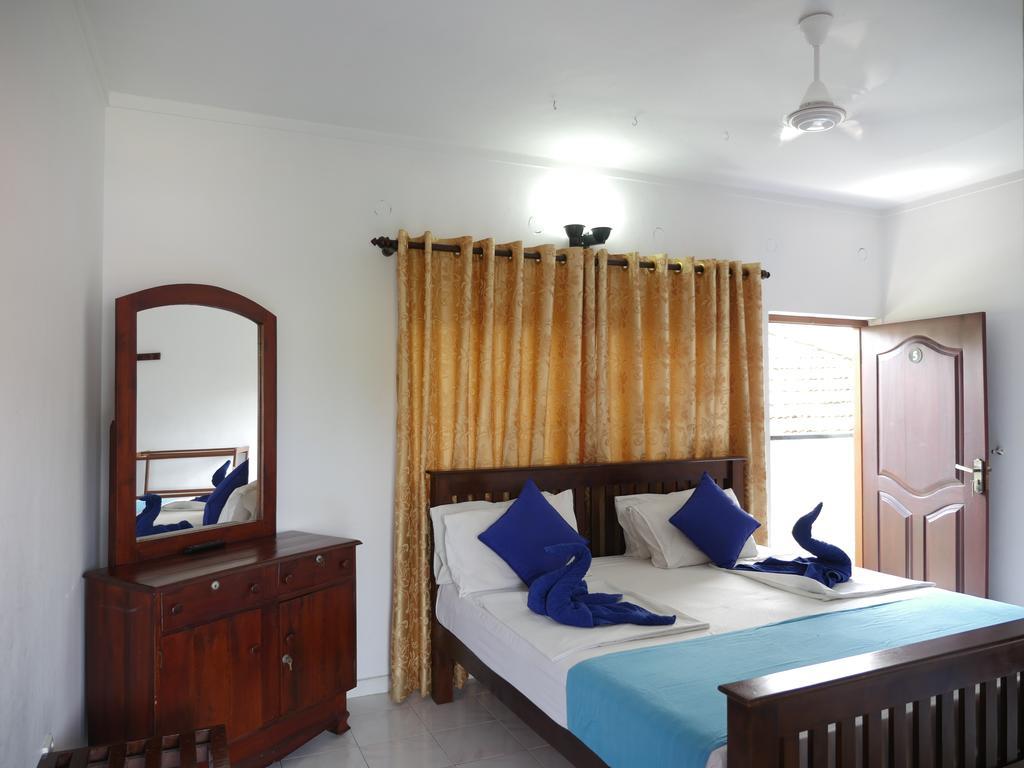 Ocean View Tourist Guest House At Negombo Beach Near The Airport 외부 사진