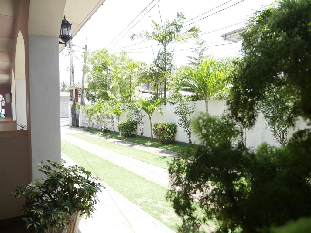 Ocean View Tourist Guest House At Negombo Beach Near The Airport 외부 사진
